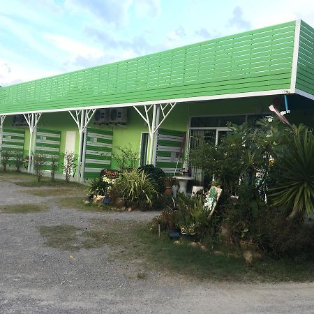 Go Green Resort Chumphon Buitenkant foto