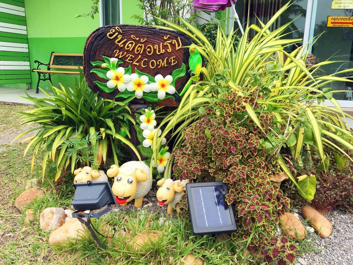 Go Green Resort Chumphon Buitenkant foto